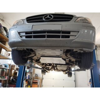 Vito / Viano W639 4x2 2.2D Unterfahrschutz Motor